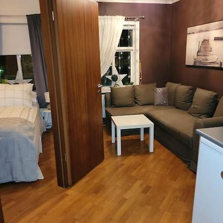 Mona Lisa Apartment Акурейри Екстериор снимка