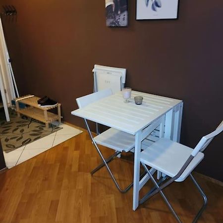 Mona Lisa Apartment Акурейри Екстериор снимка